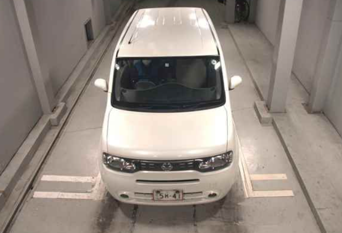 
								NISSAN CUBE 15X V selection full									