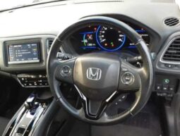 
										HONDA VEZEL HYBRID full									