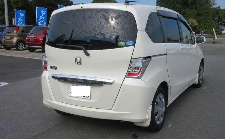 
								HONDA FREED full									