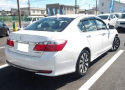 
										HONDA ACCORD HYBRID full									