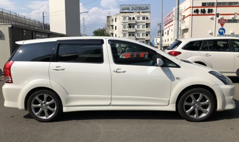 
								TOYOTA WISH full									