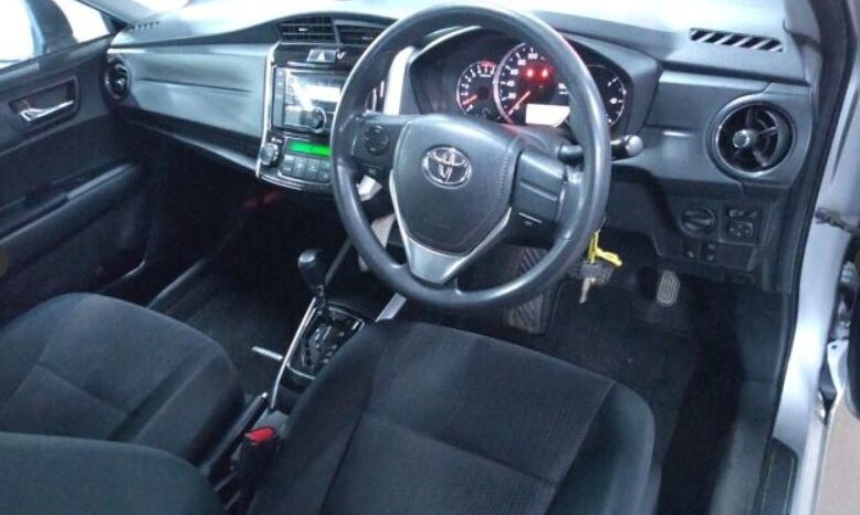 
								TOYOTA COROLLA FIELDER full									