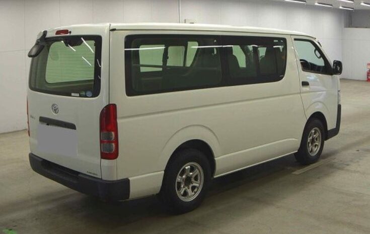 
								TOYOTA HIACE VAN full									