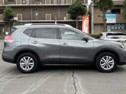 
										NISSAN X-TRAIL full									