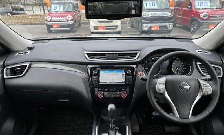 
								NISSAN X-TRAIL full									