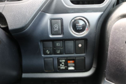 
										TOYOTA VOXY full									