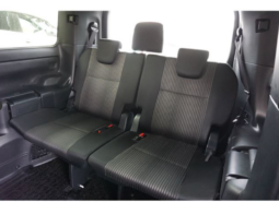 
										TOYOTA VOXY full									