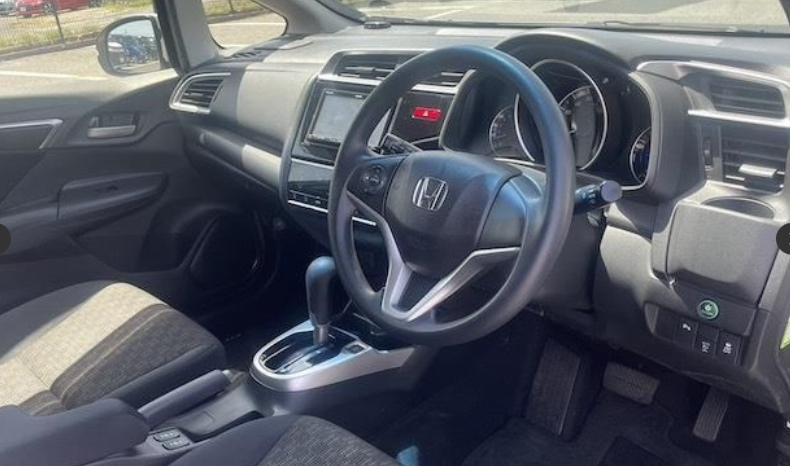 
								HONDA FIT full									