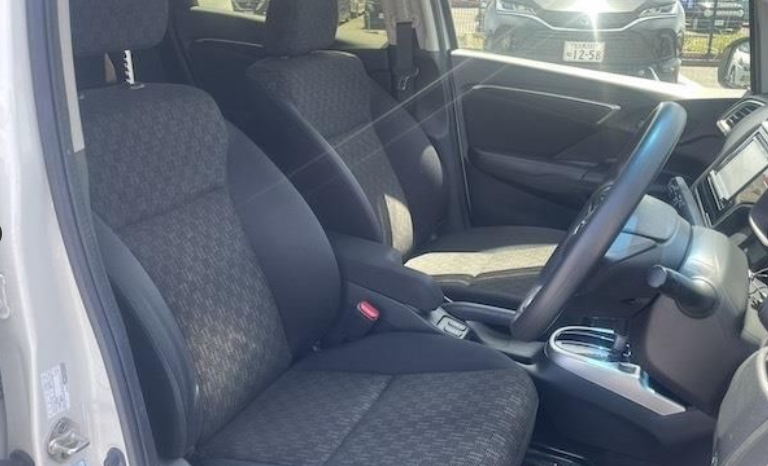 
								HONDA FIT full									