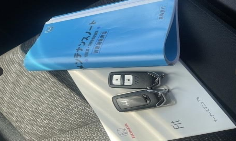 
								HONDA FIT full									