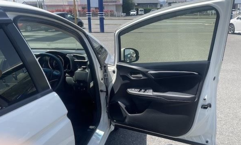 
								HONDA FIT full									
