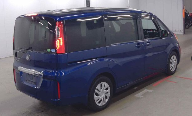 
								HONDA STEPWAGON full									