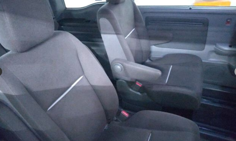 
								HONDA STEPWAGON full									