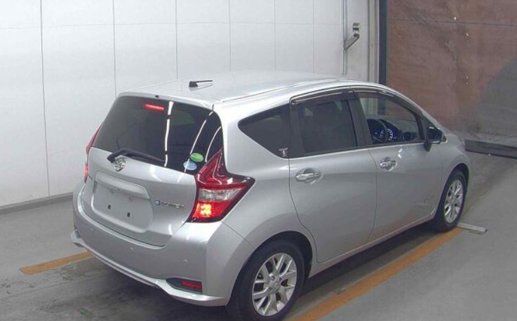 
								NISSAN NOTE full									