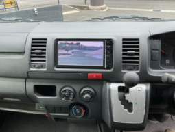 
										TOYOTA HIACE VAN full									