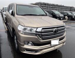 
										TOYOTA LANDCRUISER full									
