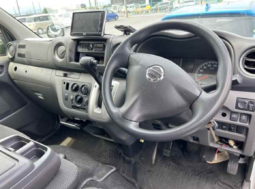 
										NISSAN CARAVAN VAN full									