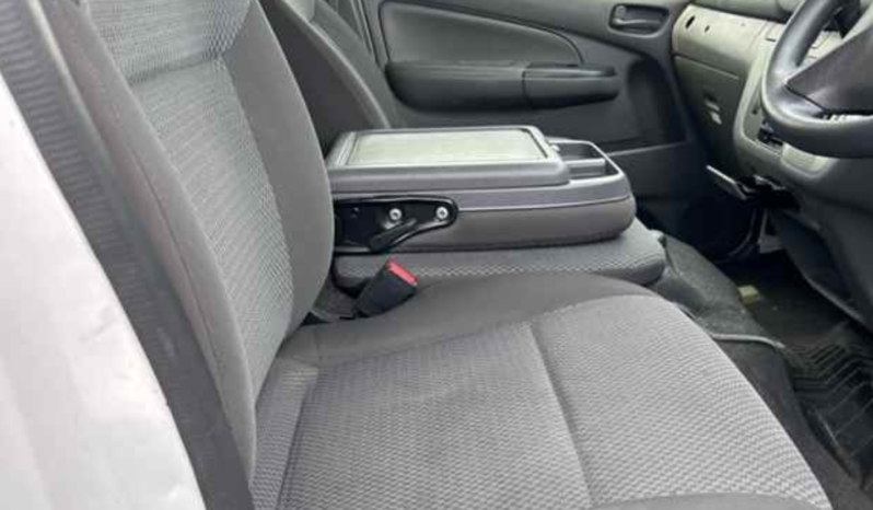 
								NISSAN CARAVAN VAN full									