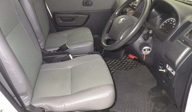 
								TOYOTA LITE ACE TRUCK full									