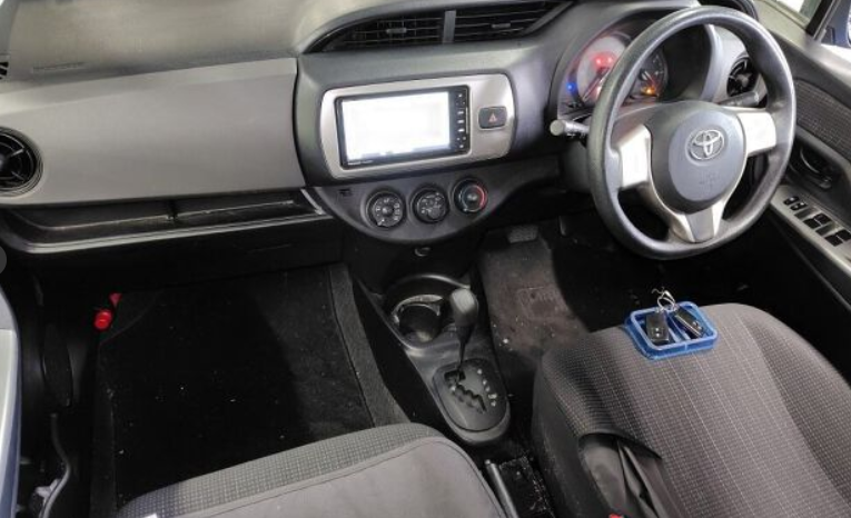 
								TOYOTA VITZ full									
