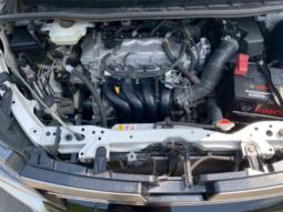 
										TOYOTA VOXY ZS full									